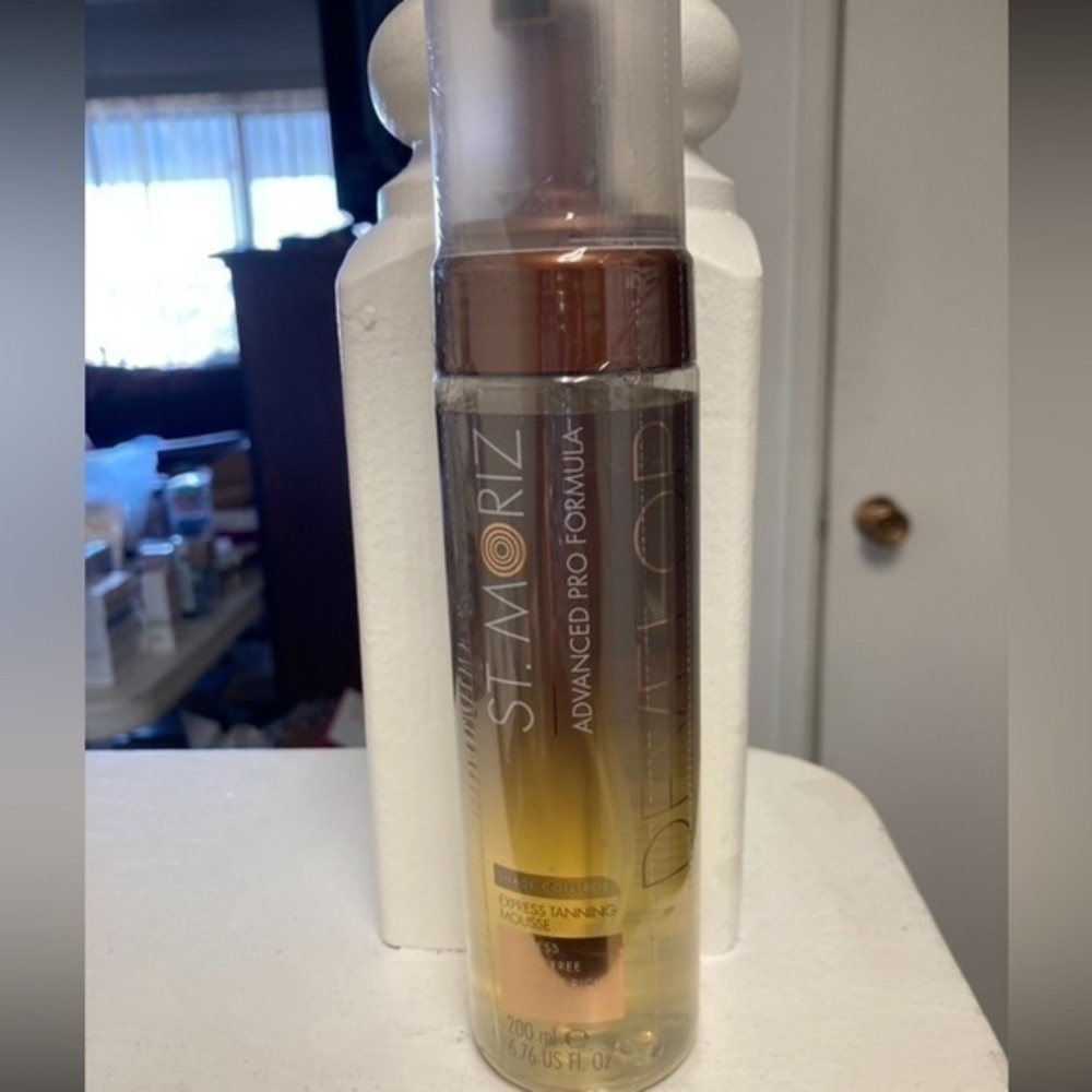 NWT St. Moriz Express Tanning Mousse. Streak Free - Moisture Rich